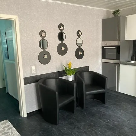 Modern Mitten In Der Stadt Und Doch Sehr Ruhig Bad Ems Extérieur photo
