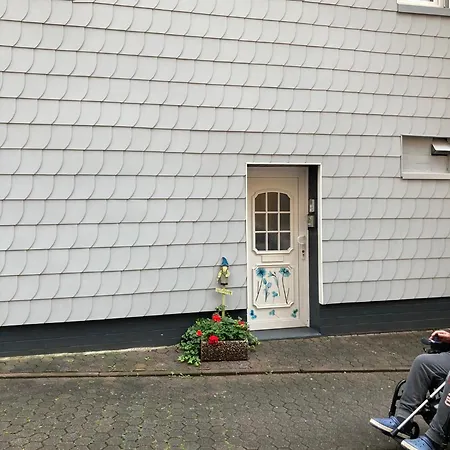 Modern Mitten In Der Stadt Und Doch Sehr Ruhig Bad Ems Extérieur photo