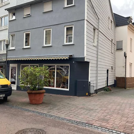 Modern Mitten In Der Stadt Und Doch Sehr Ruhig Bad Ems Extérieur photo